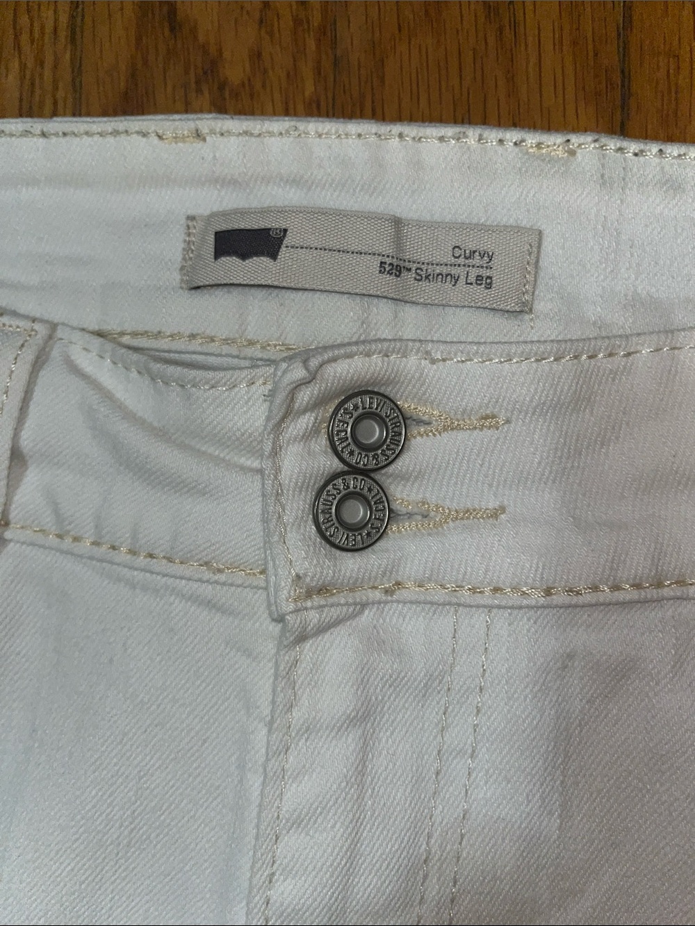 Levi’s 529 Curvy Skinny Leg White Denim Jeans Size 31 - Picture 2 of 10